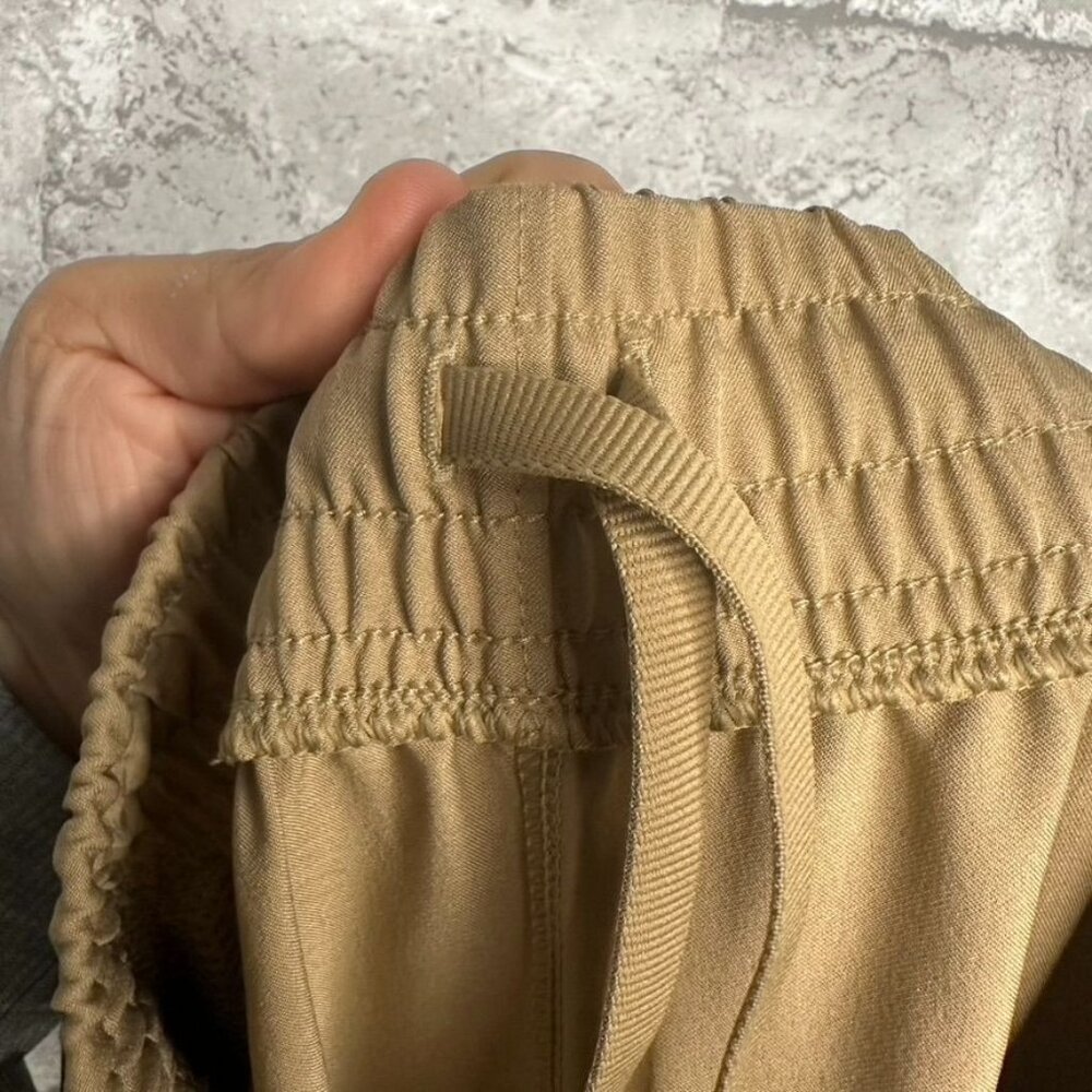 Under Armour Women's Unstoppable Casual Joggers Taper Leg NWT Size XL (Taupe) - Picture 10 of 15